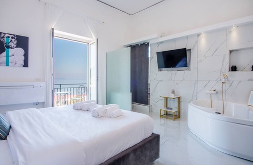 Licola House | Naro Suites and Rooms