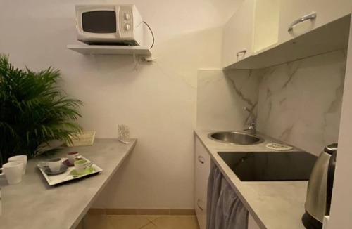 Rione VIII Sant'Eustachio Apartment | NAVONA DOMITIA HOME LOFT LAWRENCE