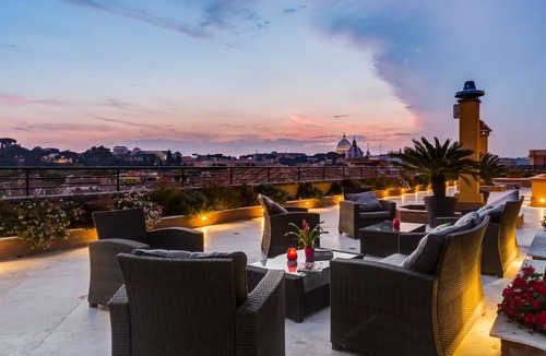 Rione V Ponte Bed & Breakfast | Navona Queen Rooftop Amazing B&B