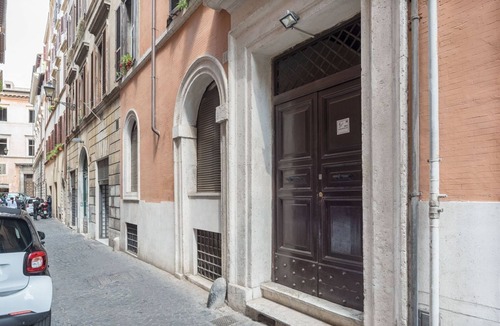Rione VI Parione Apartment | Navona Stylish Apartment