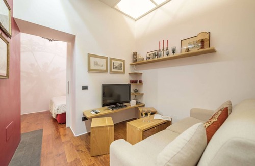 Rione VI Parione Apartment | Navona Stylish Apartment