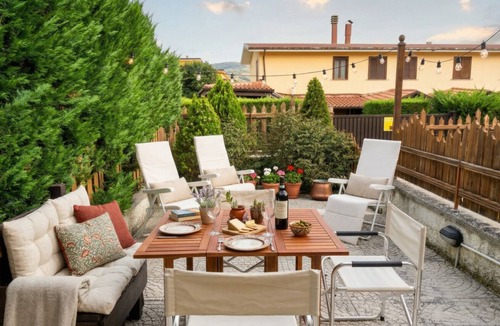 Castel di Sangro Apartment | Nest with Garden, BBQ and WIFI