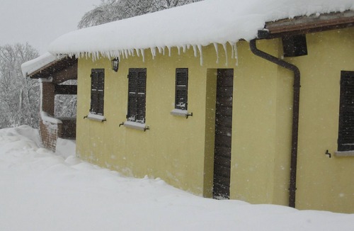 Cagli House | New Year's Eve in the Marche Holiday Home 25-30 pers. in Acqualagna