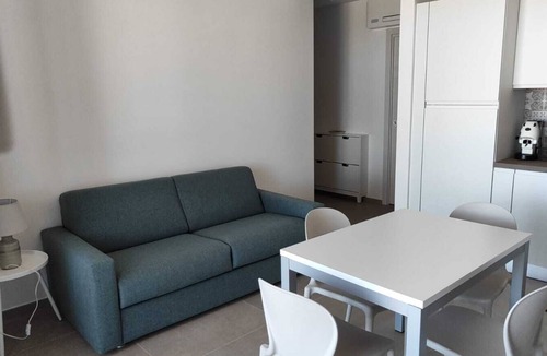 San Savino Apartment | newly built seafront apartment (unit 4), beach umbrella + 2 sunbeds included