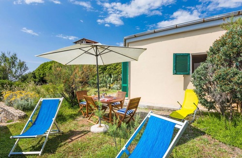 Castiglioncello Apartment | Nice apartment for 5 people with patio