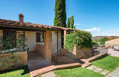 Po' Bandino Villa | Nice apartment in villa for 8 guests with WIFI, A/C, pool, TV and patio