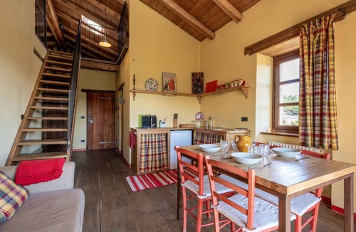 Cortemilia Apartment | Nice apartment for 18 guests with WIFI, pool, patio and pets allowed