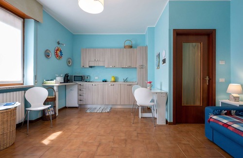 Omegna Apartment | Nice apartment for 2 guests with WIFI, TV, patio and pets allowed