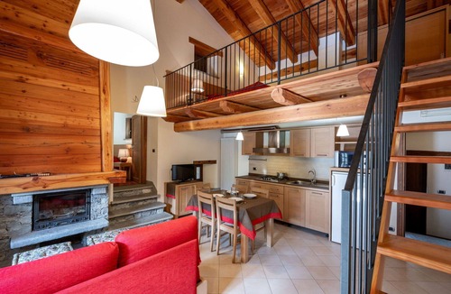 Sampeyre Apartment | Nice apartment for 4 people with WIFI, pool, TV and terrace