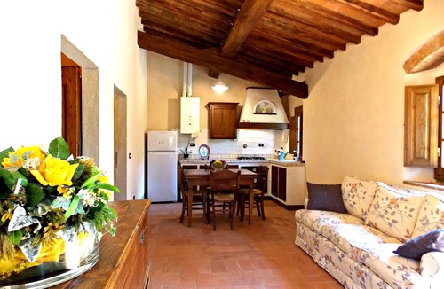 Dicomano Apartment | Nice apartment for 6 guests with pool, WIFI, TV and pets allowed