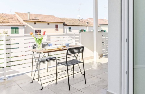 Follonica Apartment | Nice apartment for 6 people with WIFI, A/C, TV, terrace and pets allowed