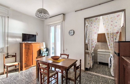 Follonica Apartment | Nice apartment for 6 guests with WIFI, TV, terrace and pets allowed