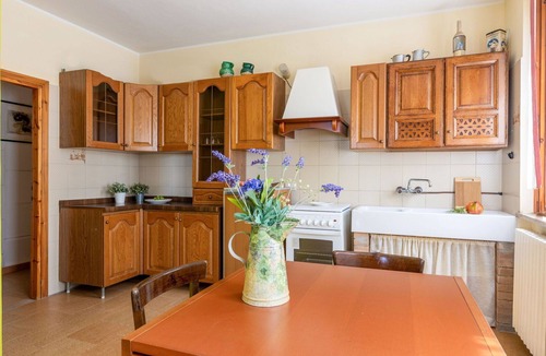 Monte Fabbri House | Nice apartment in villa with pool, WIFI, TV, pets allowed and panoramic view, close to Urbino
