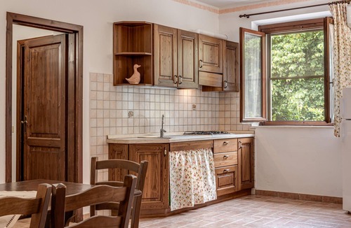 Roccastrada Apartment | Nice apartment in Roccastrada with swimming pool
