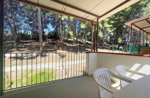 Chiesiola Apartment | Nice apartment in Vieste with WiFi