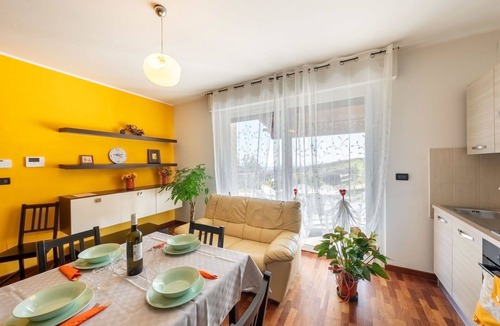 Citta Sant'Angelo Villa | Nice apartment in villa with WIFI, hot tub, A/C, pool, TV, patio, pets allowed and panoramic view