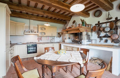 Apecchio House | Nice home in Apecchio (PU)