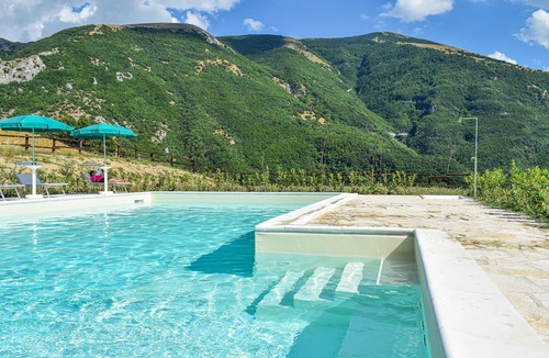 Apecchio House | Nice home in Apecchio (PU)
