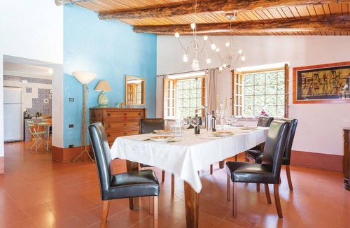 Contursi Terme House | Nice home in Contursi Terme (SA) with sauna