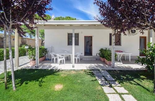 Torino di Sangro House | Nice home in Torino di Sangro with WiFi