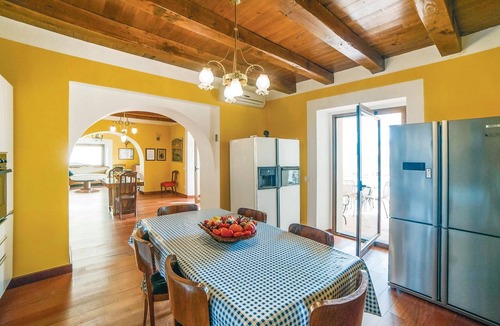 Vibonati House | Nice home in Vibonati -SA- with private swimming pool, can be inside or outside