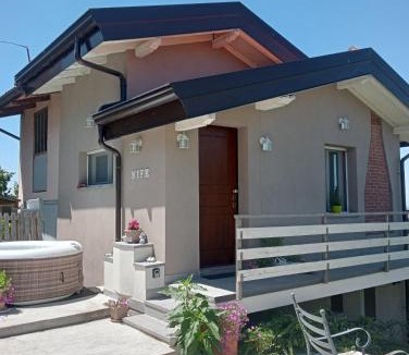 Nibbiano Villa | NiFe Tiny House - Secret Garden