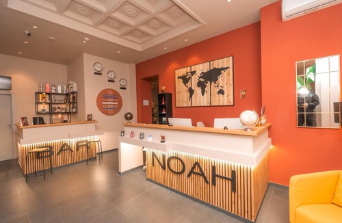 Naples Hotel | Noah Gate Hotel & Suites