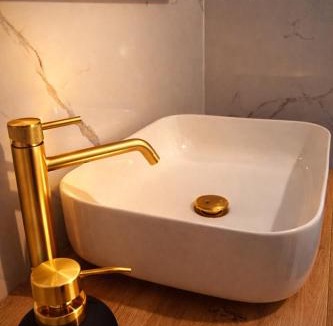 Aurora Apartment | Nuvola Luxury suite con Idromassaggio Privato & Relax romantico