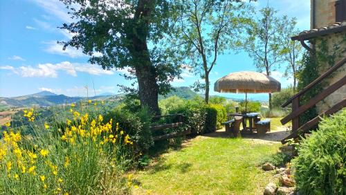 Penna San Giovanni Villa | Old House