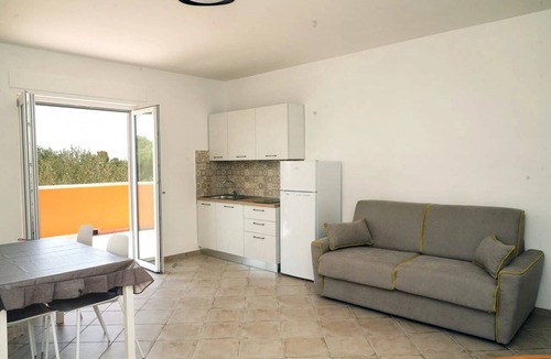 Villammare Apartment | Oliblu Holiday Home – Superior Coratina Apartment with Partial Sea View