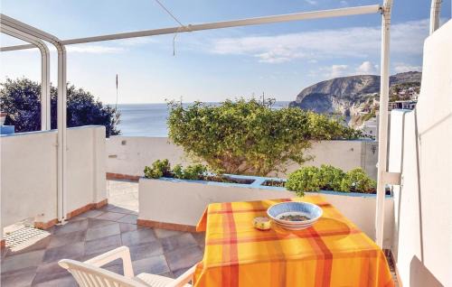 Sant'Angelo Apartment | One-Bedroom Apartment In Santangelo Dischia