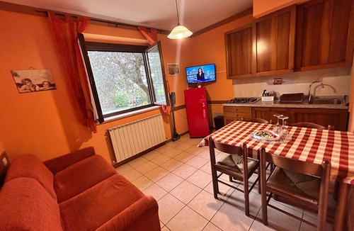 Santa Maria degli Angeli Apartment | One Bedroom Apartment for 2/4 people (Gemini)