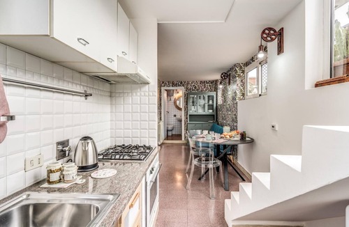Universita Apartment | One Bedroom Apartment