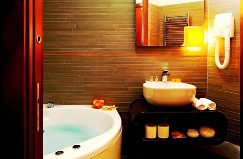 Vatican Hotel | Orange Hotel