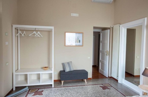 Mergellina Apartment | Orazio on the castle by Dimorra