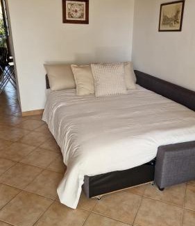 Pozzuoli Apartment | Orizzonte Flegreo Apartment - Sea & History