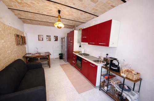 Villa Caldari House | Ortona, casa intera, 7 posti letto, 2 bagni, free parking, mare a 10 minuti