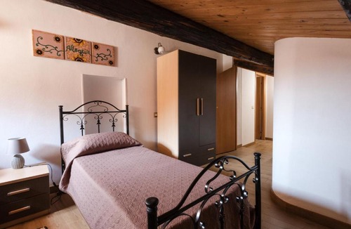 Camini Apartment | Ospitalità diffusa Jungi Mundu - Casa Accoglienza