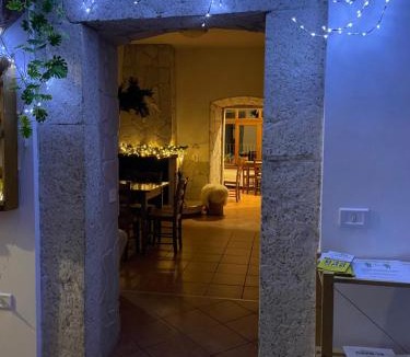 Barrea Hostel | Ostello-Albergo dagli Elfi