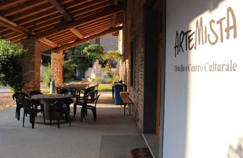 Spessa Hostel | Ostello Artemista Ass. Ostelli Lombardia