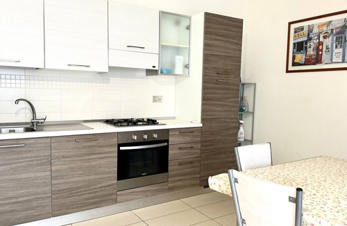 Porto Recanati Apartment | P028 - Porto Recanati, comfortable two-room apartment a few minutes from the bea