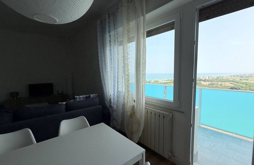 Porto Recanati Apartment | P073 – Porto Recanati, Panoramic Three-Room Apartment with Sea View