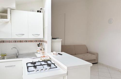 Porto Recanati Apartment | P076 - Porto Recanati, comodo trilocale con terrazzo e lavatrice