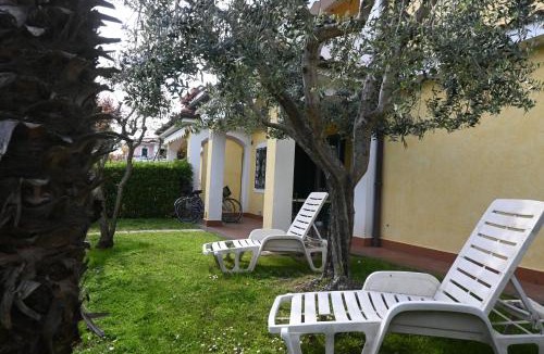 Porto Recanati Apartment | P086 - Porto Recanati, villa a schiera con giardino e terrazzo