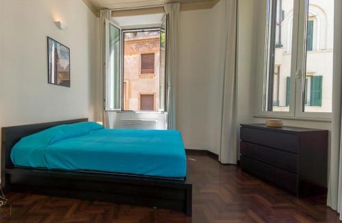 Rione IV Campo Marzio Apartment | Palazzo Borghese Lovely Flat