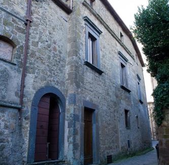 Civita di Bagnoregio Apartment | Palazzo Contino