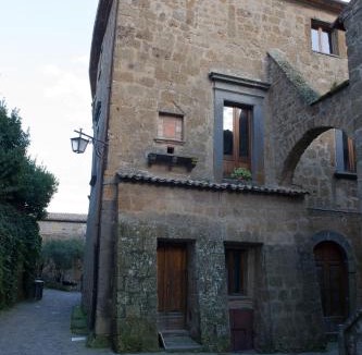 Civita di Bagnoregio Apartment | Palazzo Contino