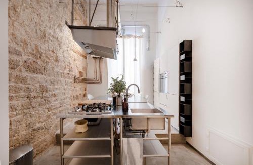 Old Town Apartment | Palazzo D'Amelj Elegant Modern Loft