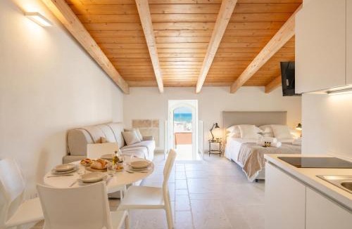 Torre a Mare Apartment | Palazzo della Torre 205 – Cozy Sea View Suite
