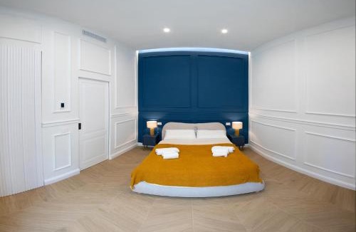 Historical Downtown Salerno Apartment | Palazzo Ducale